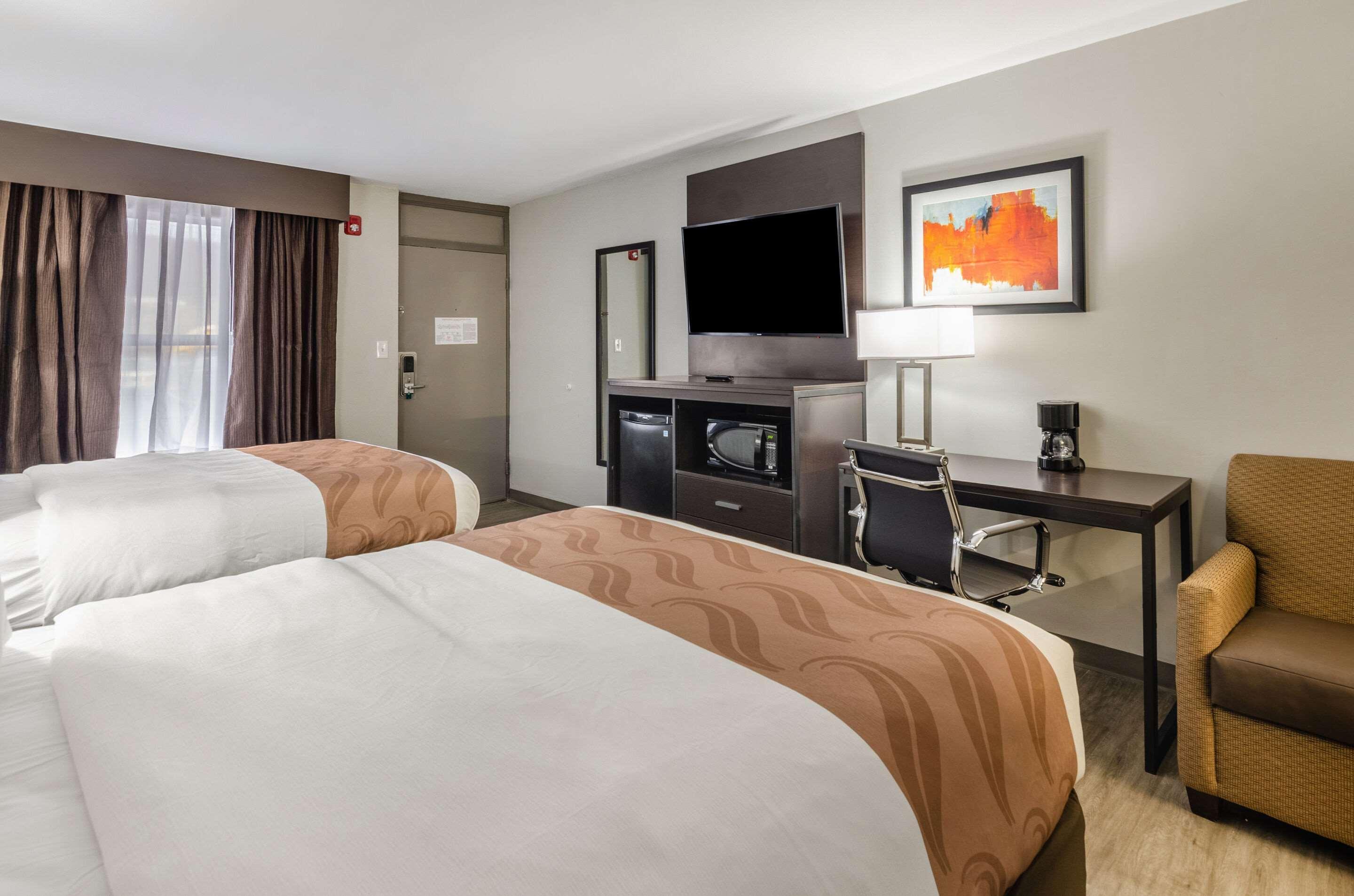 Quality Inn Бристол Экстерьер фото