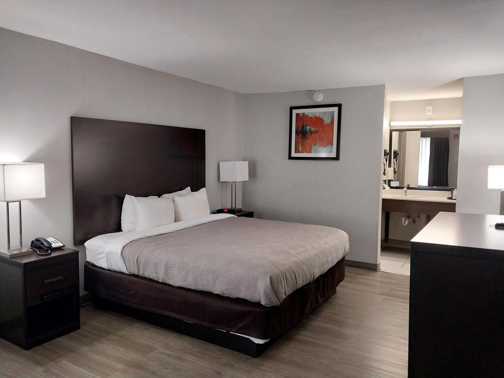 Quality Inn Бристол Экстерьер фото
