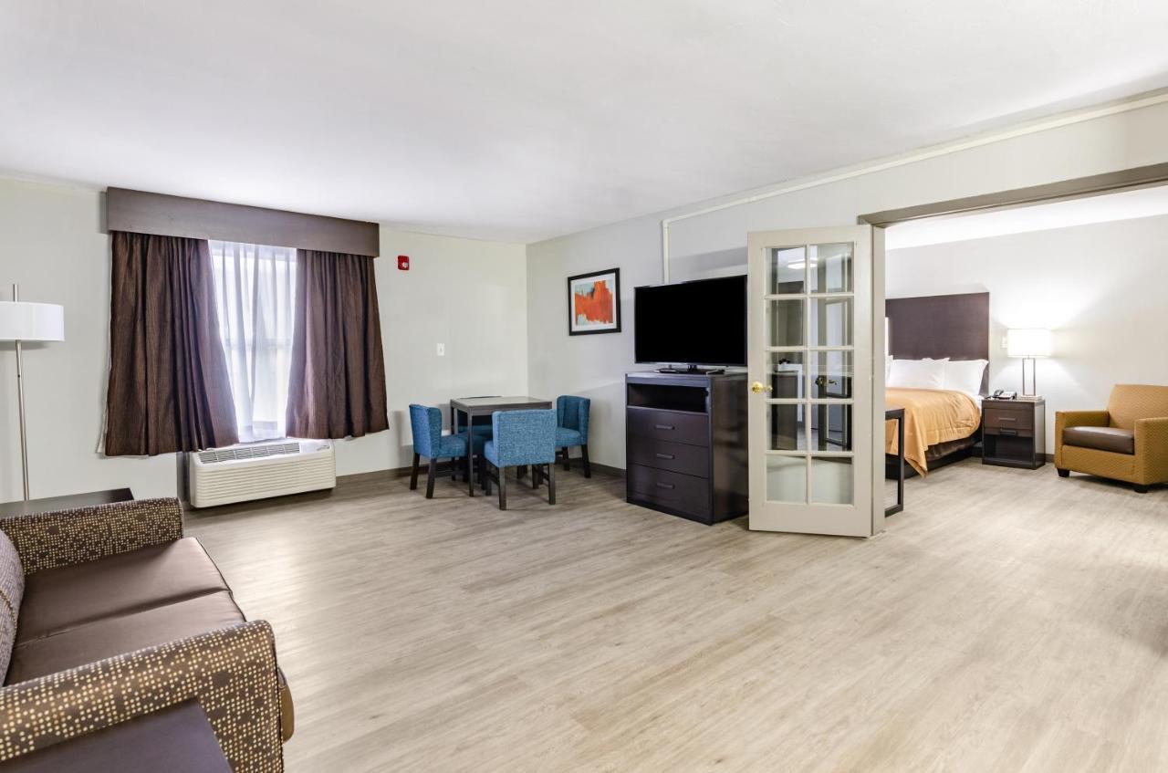 Quality Inn Бристол Экстерьер фото